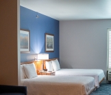 Dawson Inn room
